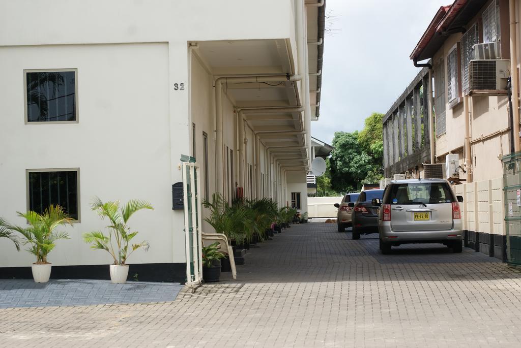 Wilhelmina Hotel & Apartments Paramaribo Ngoại thất bức ảnh